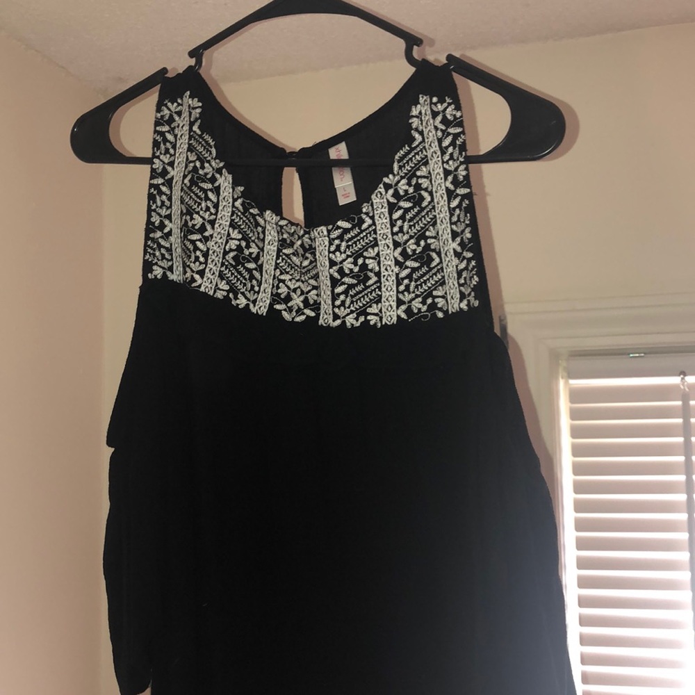 Women’s large dress shirt